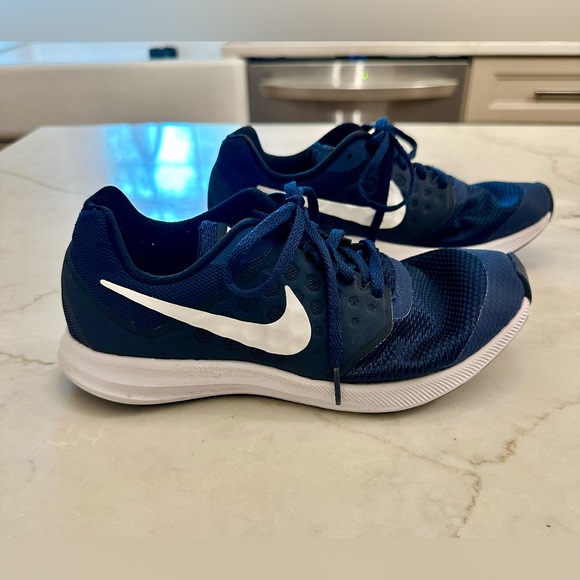 Nike Blue and White Athletic Running Shoes (Downshifter 7) - Picture 1 of 7